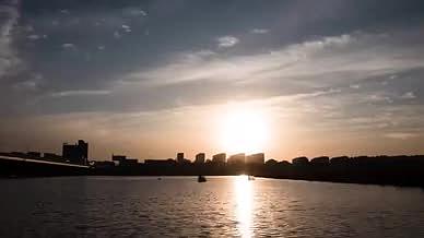 锦州凌西公园河边落日延时拍摄视频视频的预览图